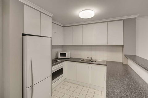 Adina Serviced Apartments James Court - Accommodation 4U 7