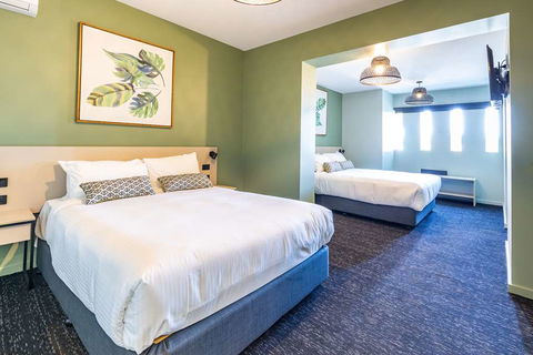 Nightcap At Commercial Hotel - Accommodation 4U 5