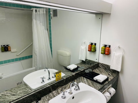 Holiday Inn Parramatta - Accommodation 4U 7