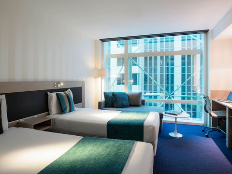 Novotel Melbourne On Collins - Accommodation 4U 8