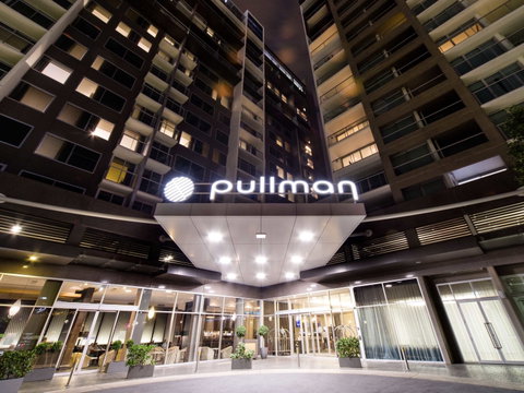Pullman Adelaide - Accommodation 4U 0