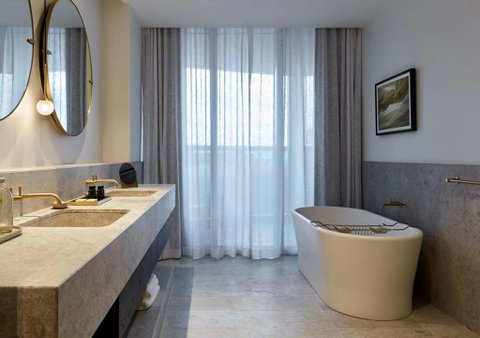 Eos by SkyCity - Accommodation 4U 3