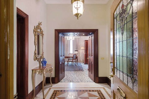 The Hotel Windsor - Accommodation 4U 1
