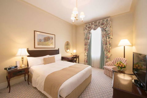 The Hotel Windsor - Accommodation 4U 5