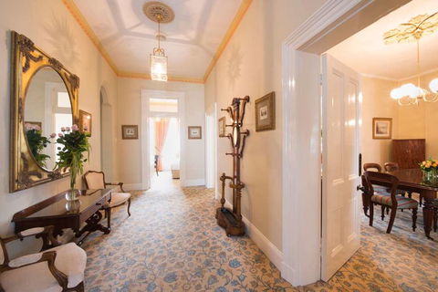 The Hotel Windsor - Accommodation 4U 9