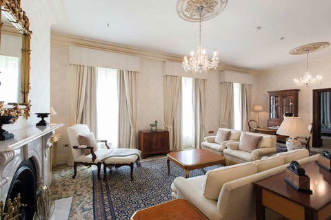 The Hotel Windsor - Accommodation 4U 12