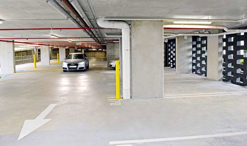 Mantra Southport Sharks - Accommodation 4U 16