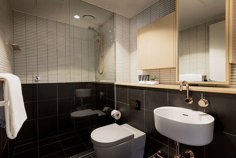 Brady Hotel Central Melbourne - Accommodation 4U 6