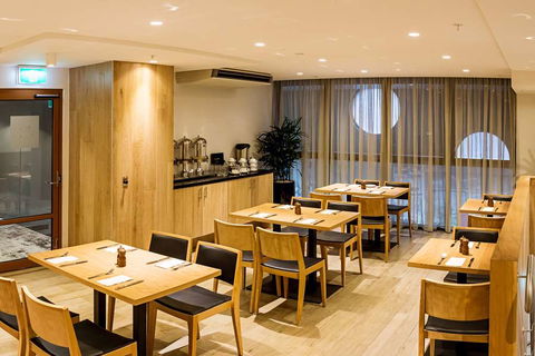 Brady Hotel Central Melbourne - Accommodation 4U 7