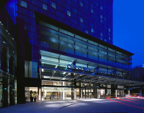 Crown Promenade Hotel - Accommodation 4U 0