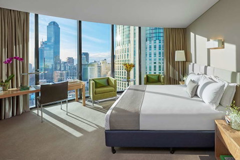 Crown Promenade Hotel - Accommodation 4U 5