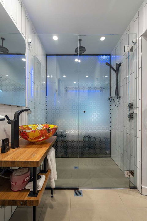 The Constance - Accommodation 4U 6