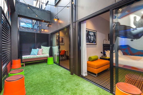 The Constance - Accommodation 4U 15