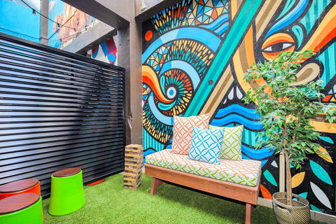 The Constance - Accommodation 4U 17