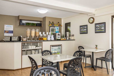 Best Western Airport 85 Motel - Accommodation 4U 12