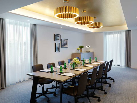 The Star Grand Hotel and Residences - Accommodation 4U 10