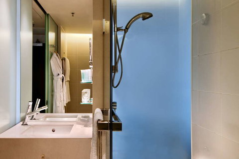 Hilton Sydney - Accommodation 4U 7