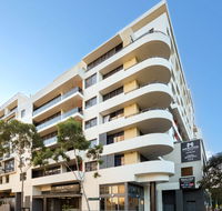 Meriton Suites Waterloo - Accommodation 4U