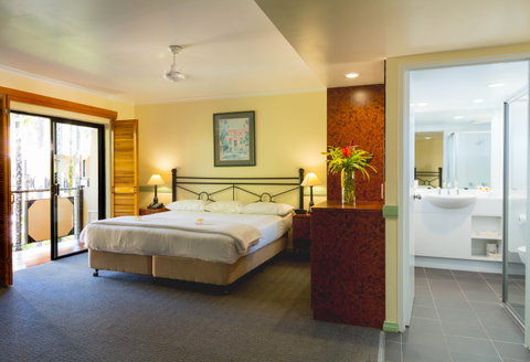 Palm Royale Cairns - Accommodation 4U 1