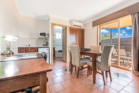 The Georgian Motor Lodge - Accommodation 4U 0