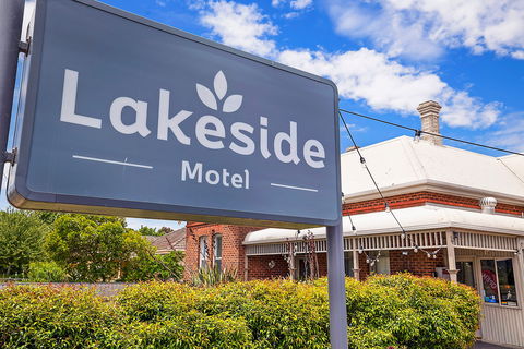 Hamilton Lakeside Motel - Accommodation 4U 2