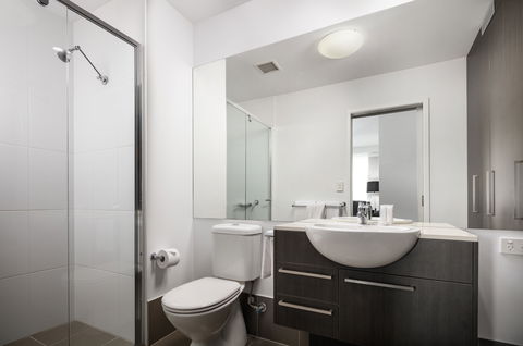 Direct Hotels - Kensington at Central - Accommodation 4U 1