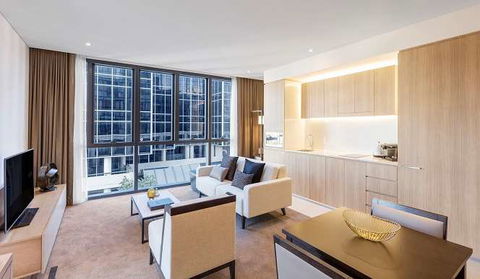 Skye Hotel Suites - Accommodation 4U 13