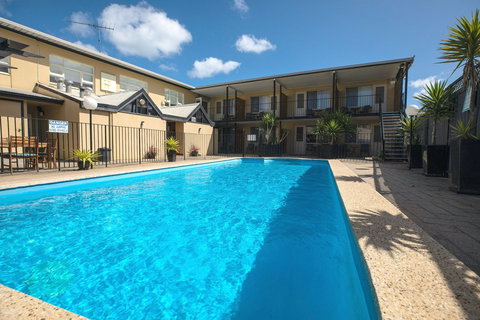 Aurora Ozone Hotel - Accommodation 4U 4