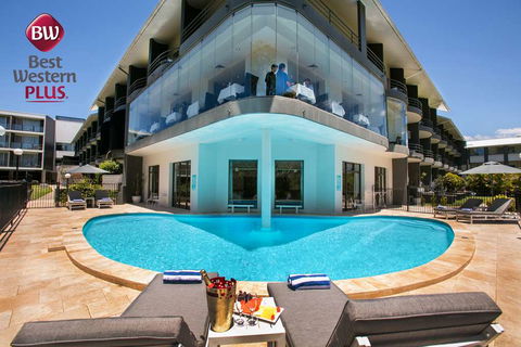 Best Western Plus Apollo International - Accommodation 4U 2