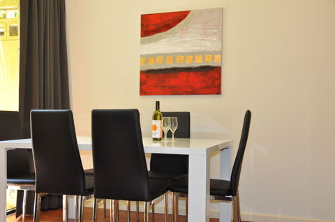 RNR Apartments, Adelaide - Accommodation 4U 2