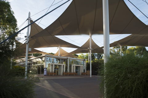 Sails In The Desert Hotel - Accommodation 4U 1
