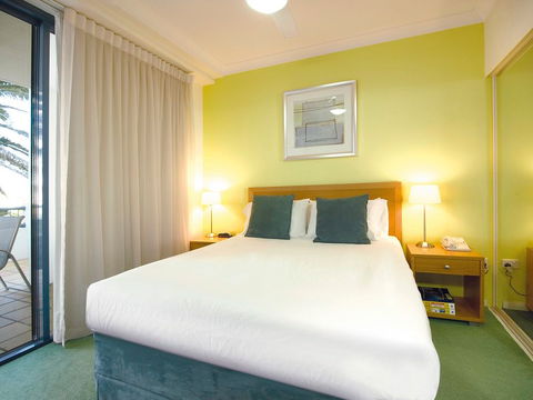Oaks Calypso Plaza Resort - Accommodation 4U 2