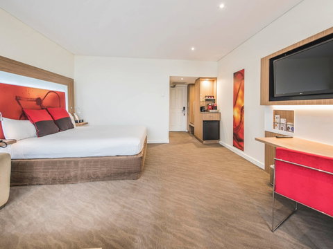 Novotel Sydney Rooty Hill - Accommodation 4U 2