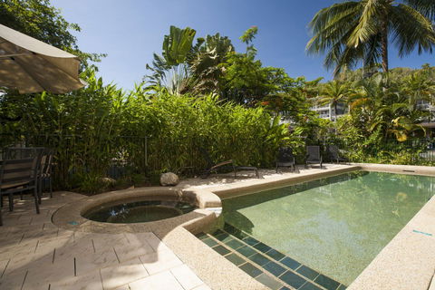 Port Douglas Apartments - Accommodation 4U 2