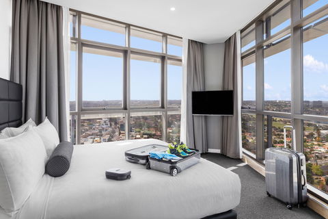 Meriton Suites Church Street, Parramatta - Accommodation 4U 2