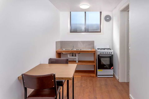 Econo Lodge Lilydale - Accommodation 4U 1