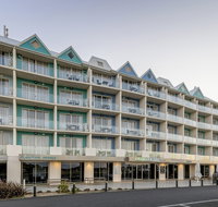 Lady Bay Resort - Accommodation 4U