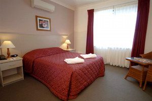 Warners At The Bay Motel - Accommodation 4U 2