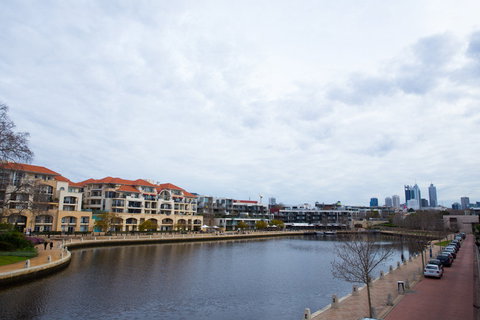 Regal Apartments - Accommodation 4U 16