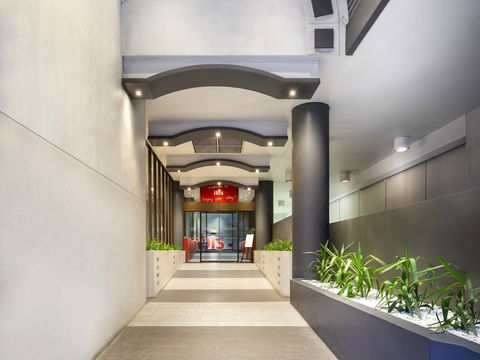 Ibis Hotel - Accommodation 4U 1