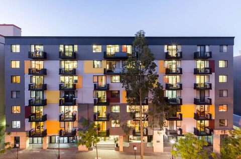 Mont Clare Boutique Apartments - Accommodation 4U 1