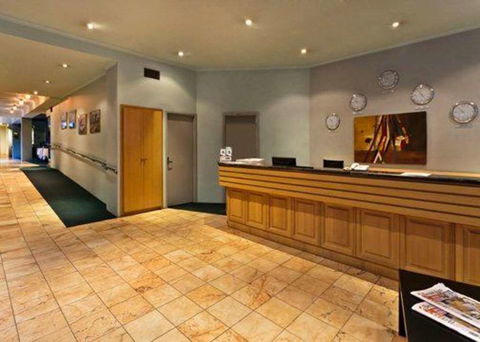 Quality Hotel Manor - Accommodation 4U 1