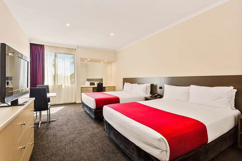 Quality Hotel Manor - Accommodation 4U 2