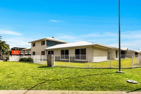 Econo Lodge Beachside - Accommodation 4U 0