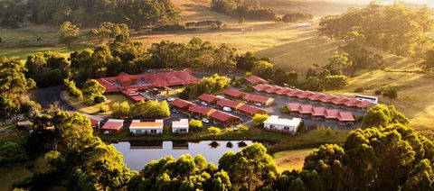 Tall Timbers - Accommodation 4U 0