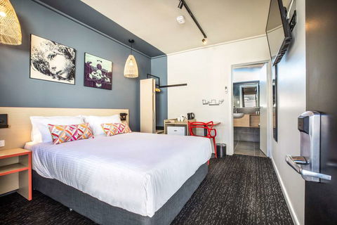 Monash Hotel - Accommodation 4U 1
