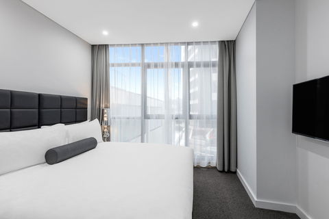 Meriton Suites Church Street, Parramatta - Accommodation 4U 13