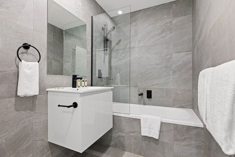 Astra Apartments Parramatta - Skyrise - Accommodation 4U 11