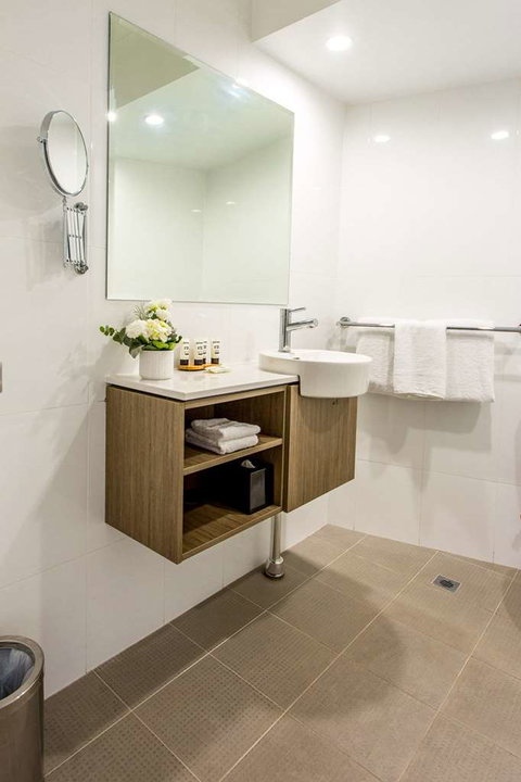 Pacific Hotel Brisbane - Accommodation 4U 1