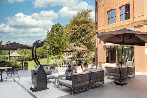 Amora Hotel Riverwalk Melbourne - Accommodation 4U 1